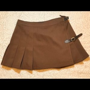 Brandy Melville brown pleated skirt
